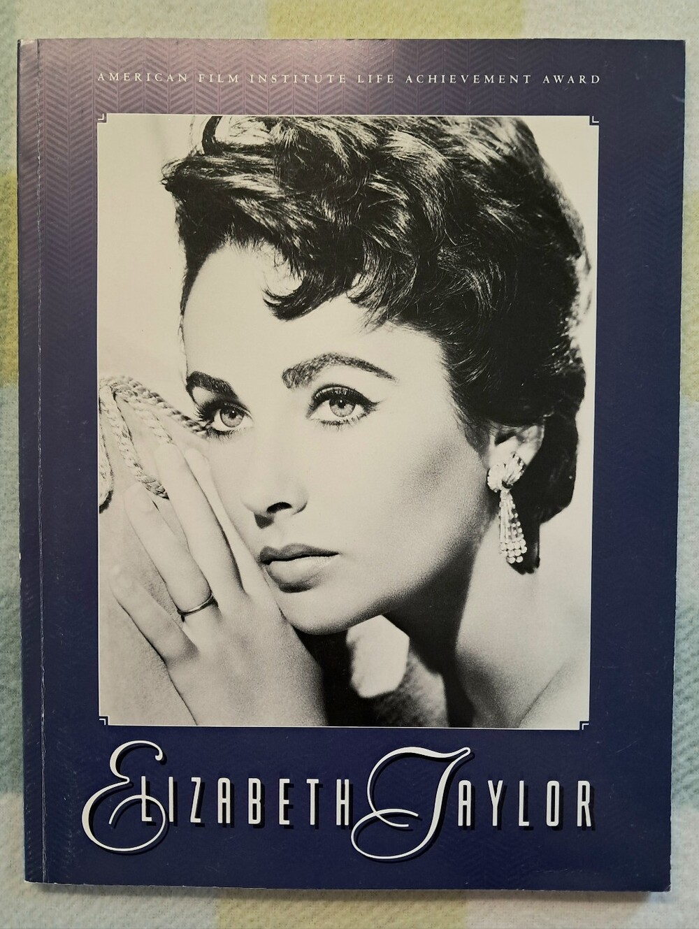 Elizabeth Taylor 1993 AFI Life Achievmant Award Program Tribute Book Vintage